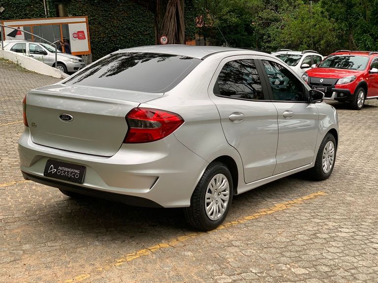 Ford Ka 1.5 Sedan SE Plus 12V Flex 4p Mec.