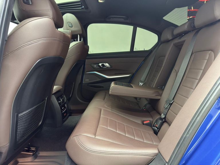 BMW 320iA 2.0 TB M Sport A.Flex/M.Sport 4p