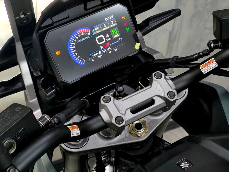 SUZUKI DL 1050 V-STROM 