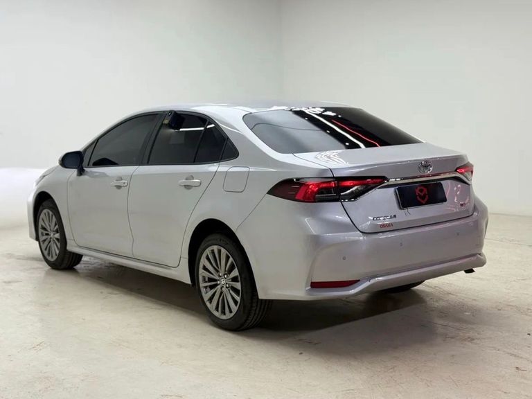 Toyota Corolla XEi 2.0 Flex 16V Aut.