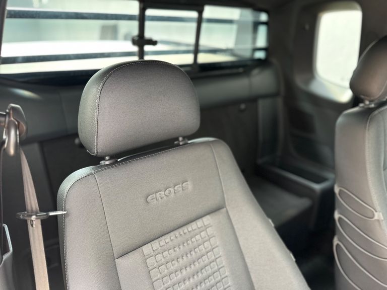 VolksWagen Saveiro CROSS 1.6 Mi Total Flex 8V CE