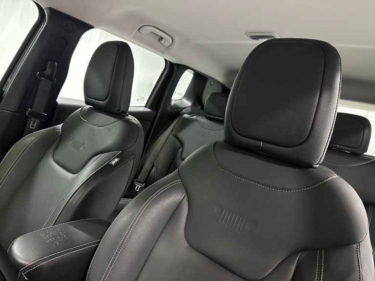 Jeep Renegade Long. T270 1.3 TB 4x2 Flex Aut.