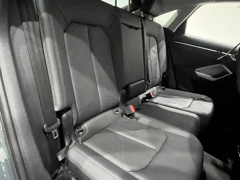 Audi Q3 SPB Perf. Black 2.0 TFSI Tipt. Quat.