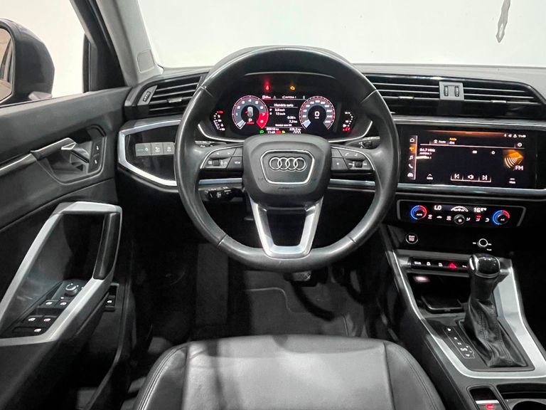 Audi Q3 SPB Perf. Black 2.0 TFSI Tipt. Quat.