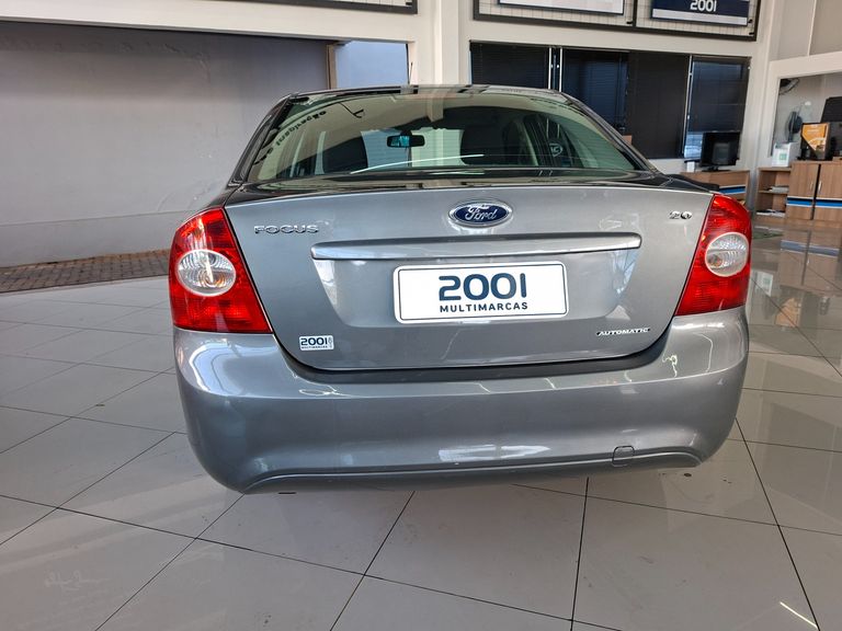 Ford Focus Sedan 2.0 16V/2.0 16V Flex 4p Aut.