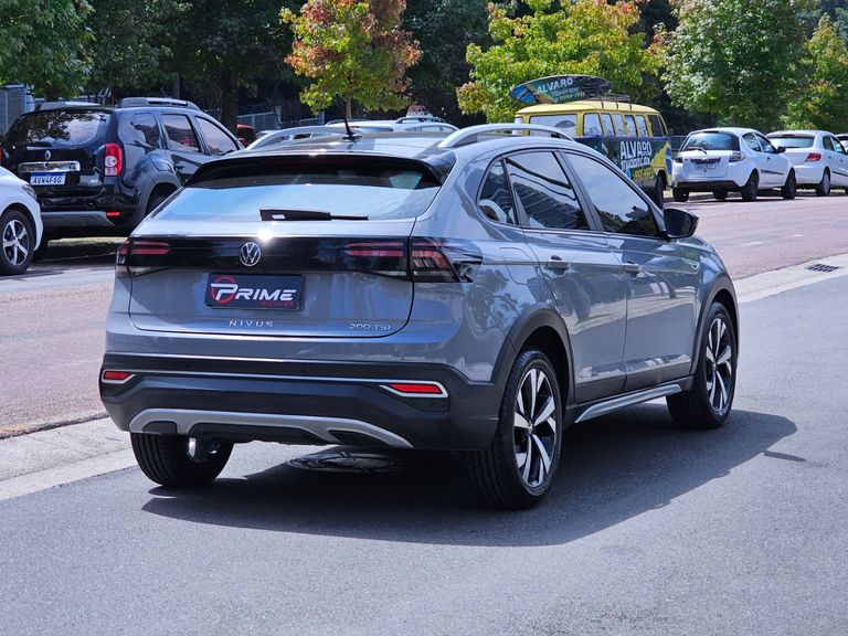 VolksWagen Nivus Highline 1.0 200 TSI Flex Aut.