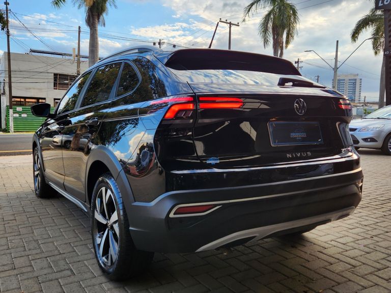 VolksWagen Nivus Highline 1.0 200 TSI Flex Aut.