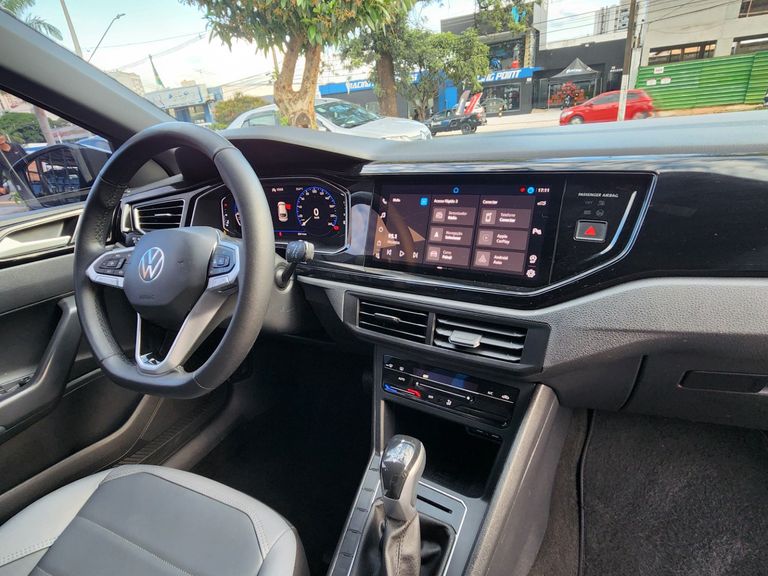 VolksWagen Nivus Highline 1.0 200 TSI Flex Aut.