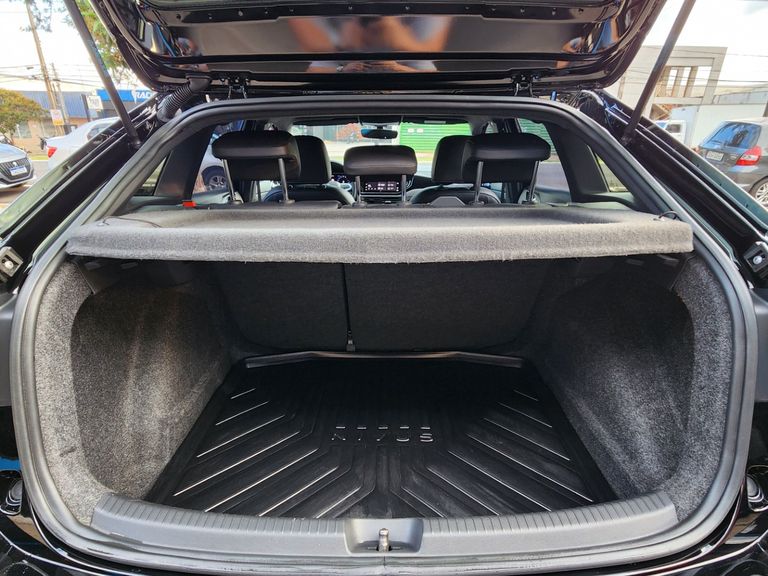 VolksWagen Nivus Highline 1.0 200 TSI Flex Aut.