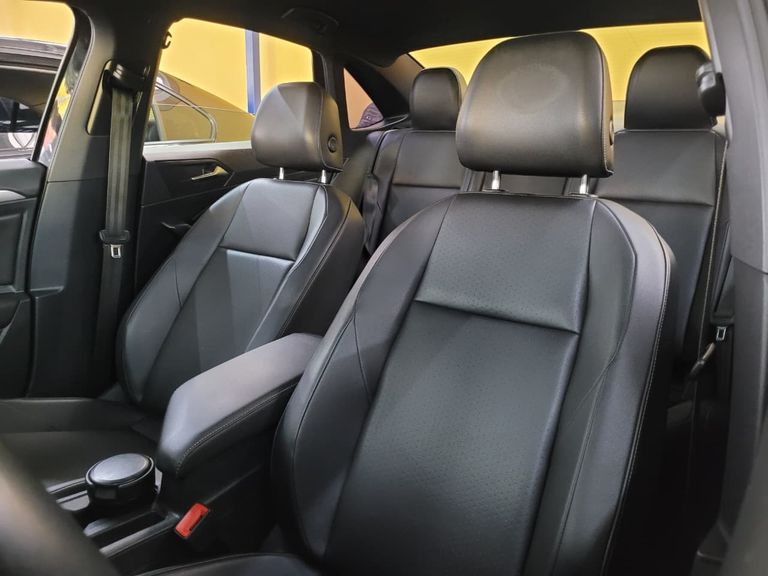 VolksWagen JETTA R-Line 250 TSI 1.4 Flex 16V Aut.