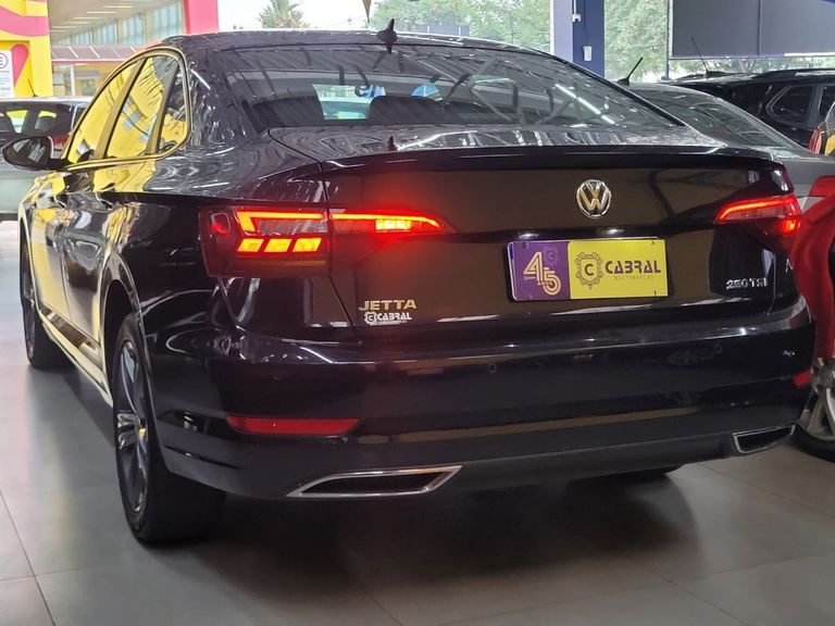 VolksWagen JETTA R-Line 250 TSI 1.4 Flex 16V Aut.