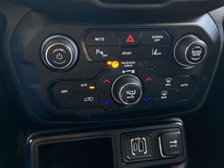 Jeep Renegade Long. T270 1.3 TB 4x2 Flex Aut.