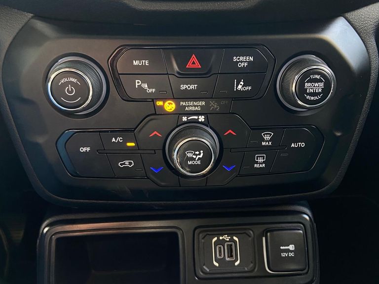 Jeep Renegade Long. T270 1.3 TB 4x2 Flex Aut.