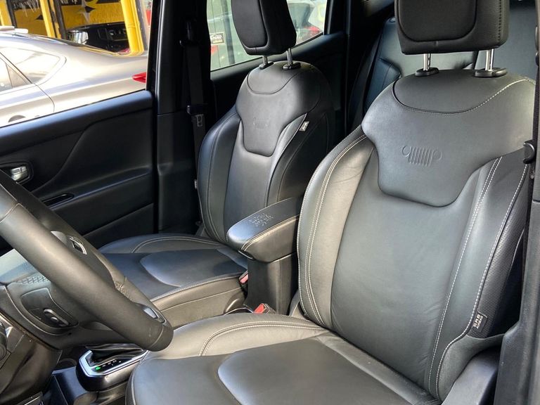 Jeep Renegade Long. T270 1.3 TB 4x2 Flex Aut.