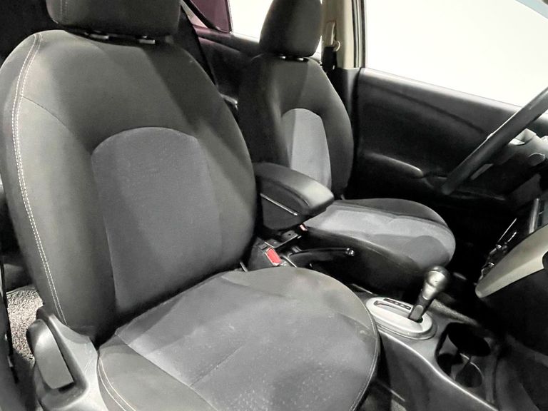 Nissan VERSA SV 1.6 16V FlexStart 4p Aut.