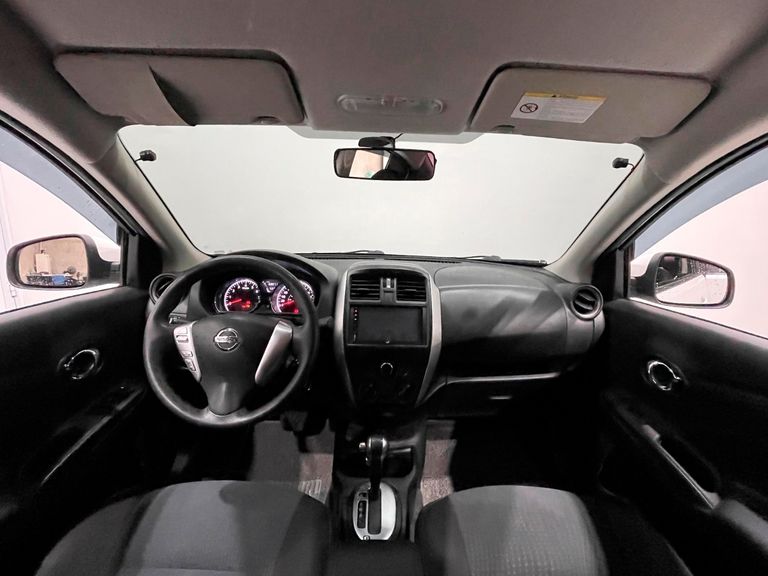 Nissan VERSA SV 1.6 16V FlexStart 4p Aut.