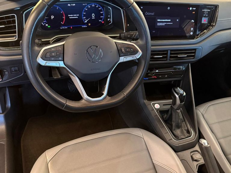 VolksWagen Nivus Highline 1.0 200 TSI Flex Aut.