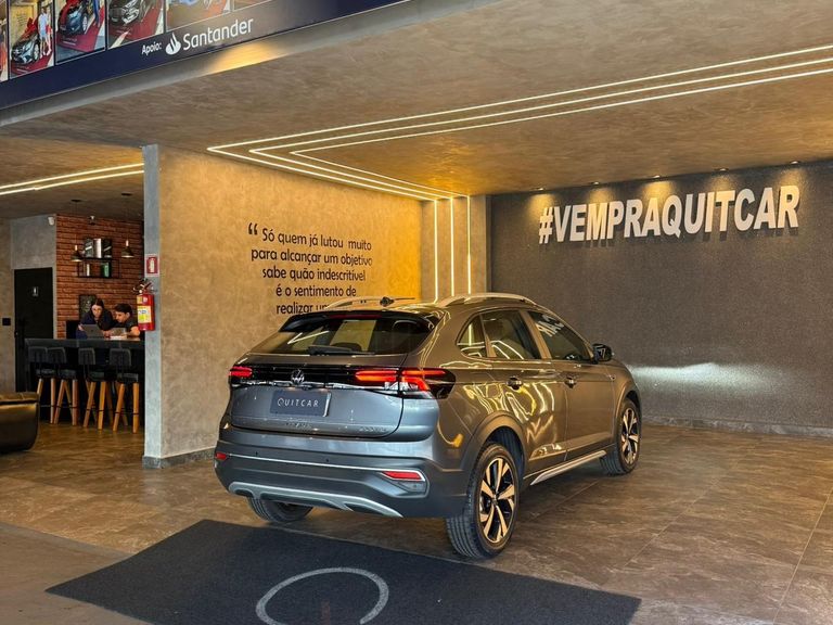 VolksWagen Nivus Highline 1.0 200 TSI Flex Aut.