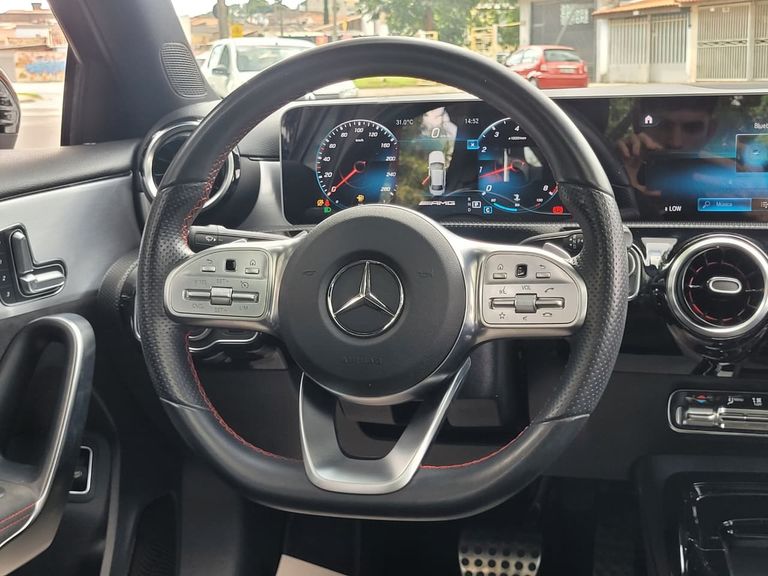Mercedes A-35 AMG Sedan 4MATIC 2.0 TB Aut.