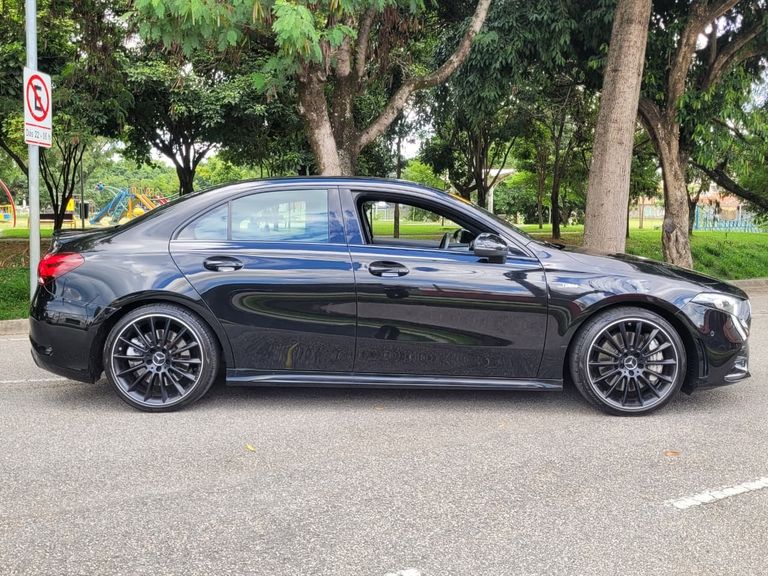Mercedes A-35 AMG Sedan 4MATIC 2.0 TB Aut.