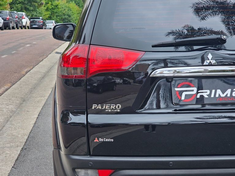 Mitsubishi Pajero HPE Full 3.2 4x4 T.I.Dies. 5p Aut