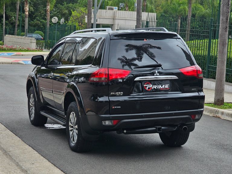 Mitsubishi Pajero HPE Full 3.2 4x4 T.I.Dies. 5p Aut