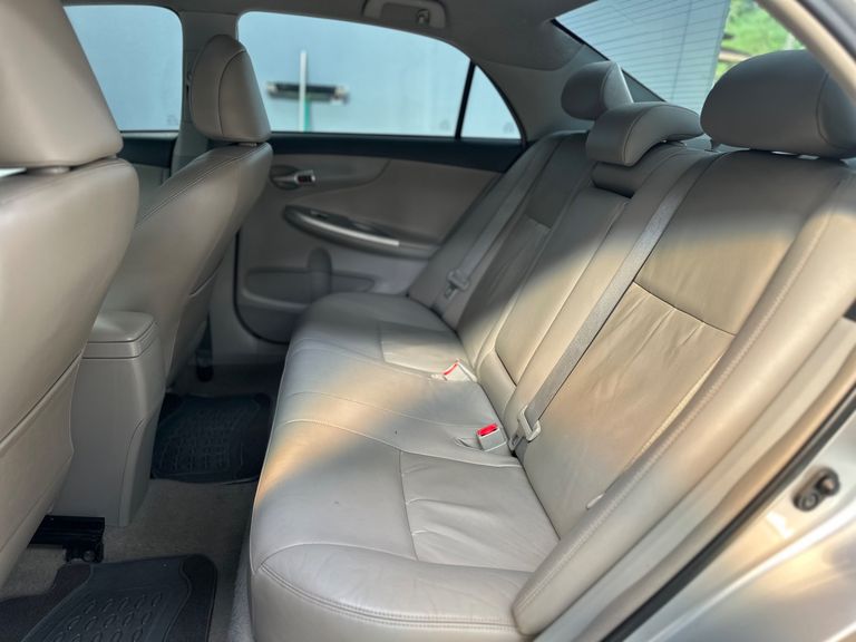 Toyota Corolla XEi 2.0 Flex 16V Aut.