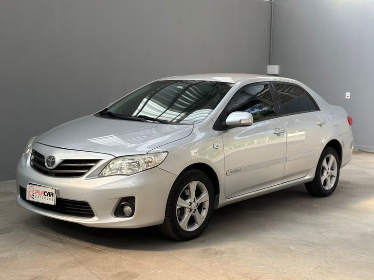 Toyota Corolla XEi 2.0 Flex 16V Aut.