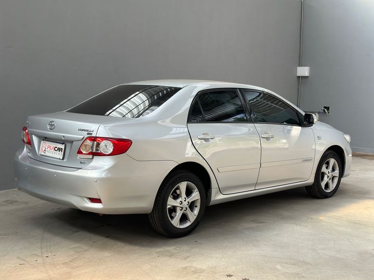 Toyota Corolla XEi 2.0 Flex 16V Aut.