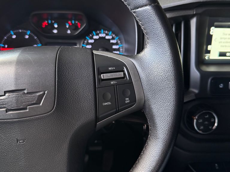 Chevrolet S10 Pick-Up Midnight 2.8 4x4 CD Dies Aut