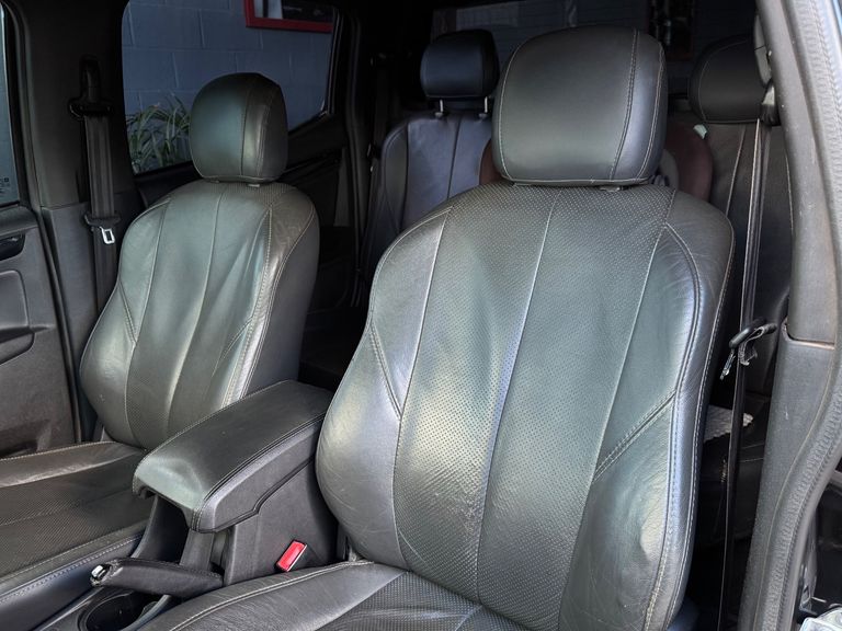 Chevrolet S10 Pick-Up Midnight 2.8 4x4 CD Dies Aut