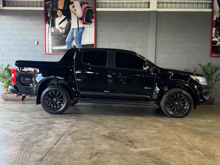 Chevrolet S10 Pick-Up Midnight 2.8 4x4 CD Dies Aut