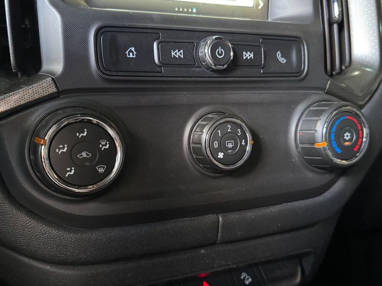 Chevrolet S10 Pick-Up Midnight 2.8 4x4 CD Dies Aut