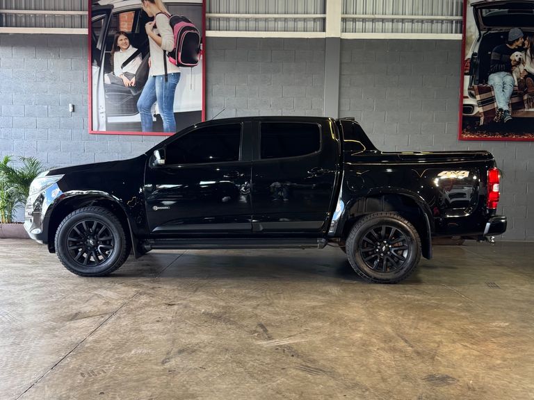 Chevrolet S10 Pick-Up Midnight 2.8 4x4 CD Dies Aut