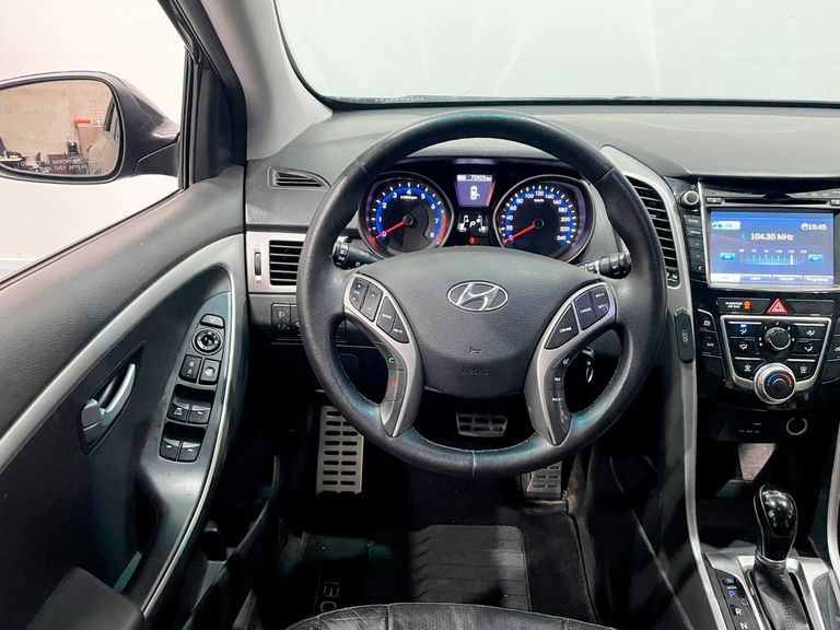 Hyundai i30 1.8 16V Aut. 5p