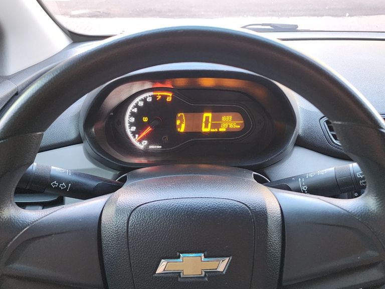 Chevrolet ONIX HATCH Joy 1.0 8V Flex 5p Mec.