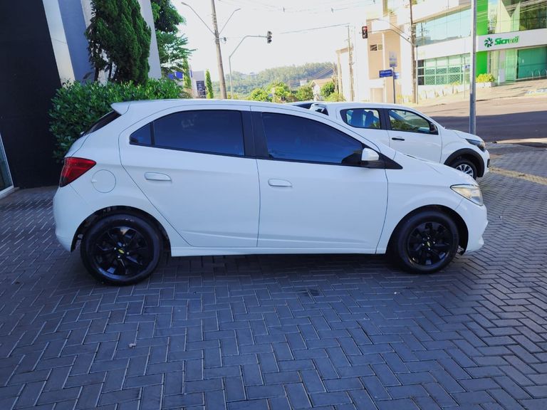 Chevrolet ONIX HATCH Joy 1.0 8V Flex 5p Mec.