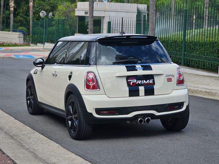 Mini COOPER S 1.6 Aut.