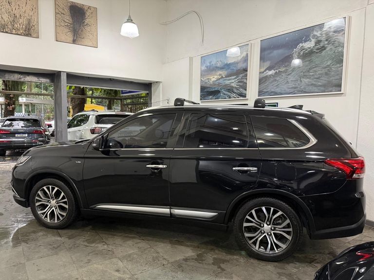 Mitsubishi OUTLANDER 3.0/ GT 3.0 V6 Aut.