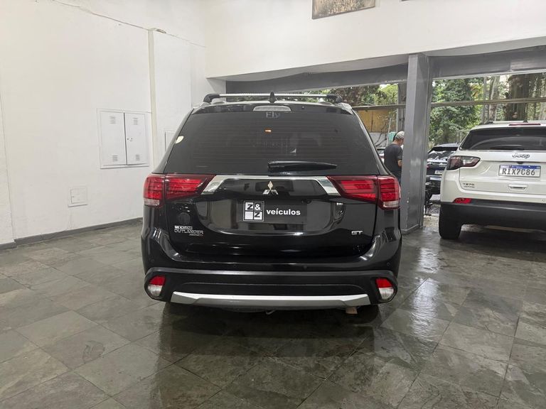 Mitsubishi OUTLANDER 3.0/ GT 3.0 V6 Aut.