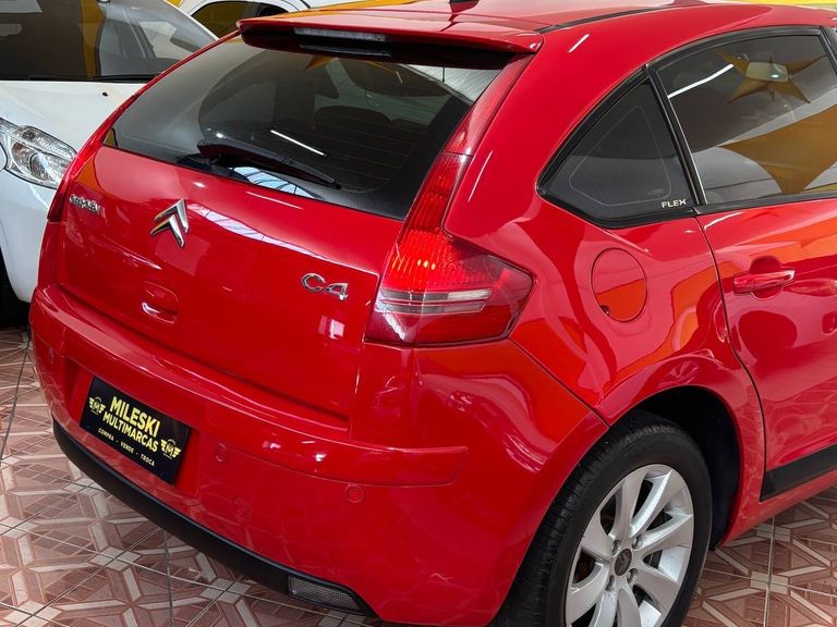 Citroën C4 Excl./Excl. Solar. 2.0 Flex 16V Mec.