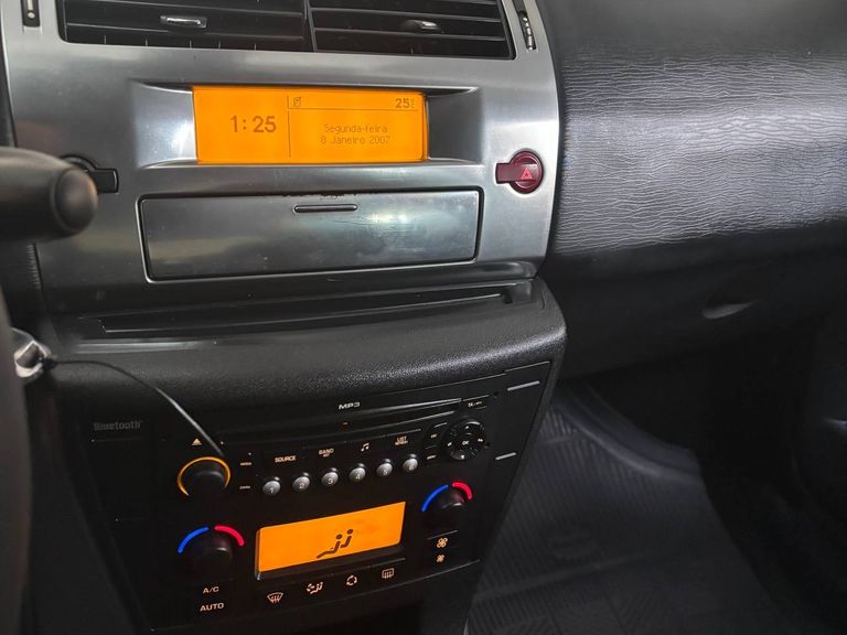 Citroën C4 Excl./Excl. Solar. 2.0 Flex 16V Mec.