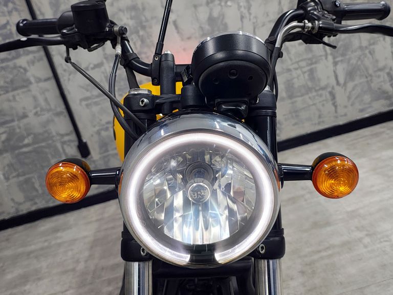 Royal Enfield Meteor 350 Fireball 