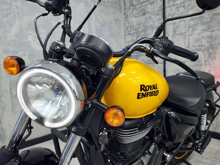 Royal Enfield Meteor 350 Fireball 
