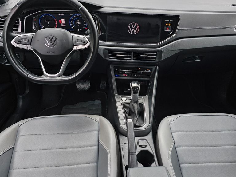 VolksWagen Nivus Highline 1.0 200 TSI Flex Aut.