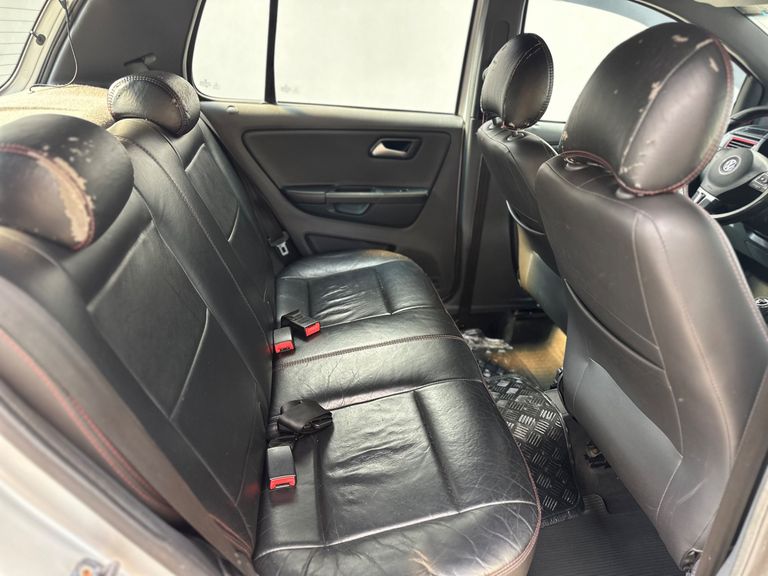 VolksWagen Fox Rock in Rio 1.6 Mi Total Flex 8V 5p