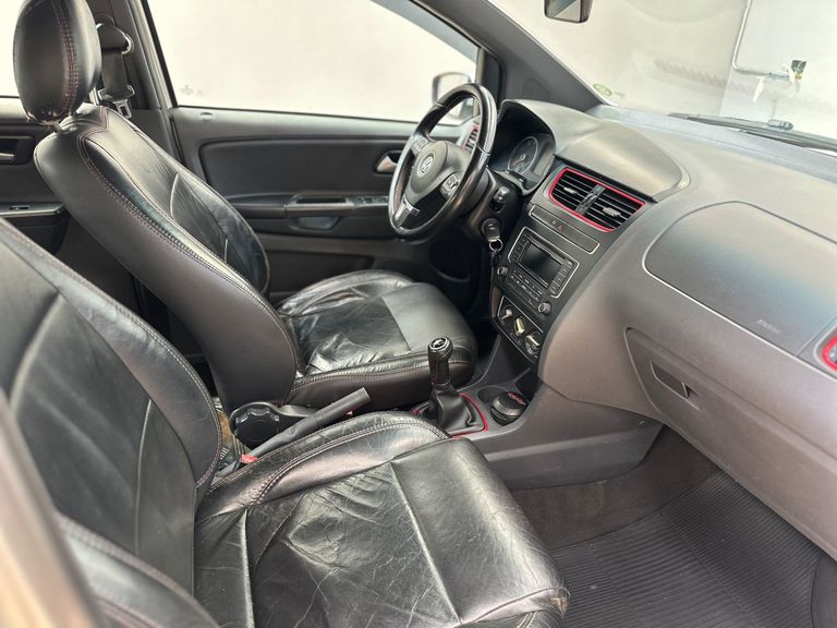 VolksWagen Fox Rock in Rio 1.6 Mi Total Flex 8V 5p