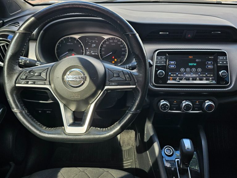 Nissan KICKS SV 1.6 16V FlexStar 5p Aut.