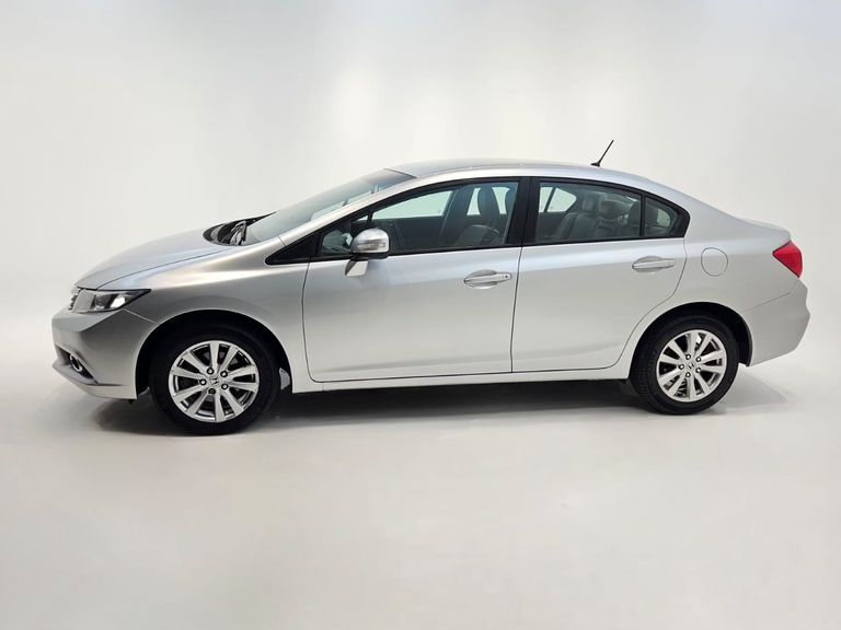 Honda Civic Sedan LXR 2.0 Flexone 16V Aut. 4p