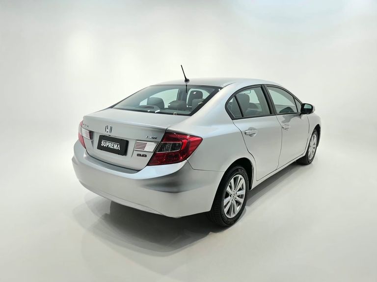 Honda Civic Sedan LXR 2.0 Flexone 16V Aut. 4p